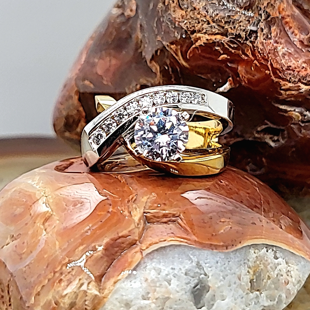 ladies-two-tone-ring