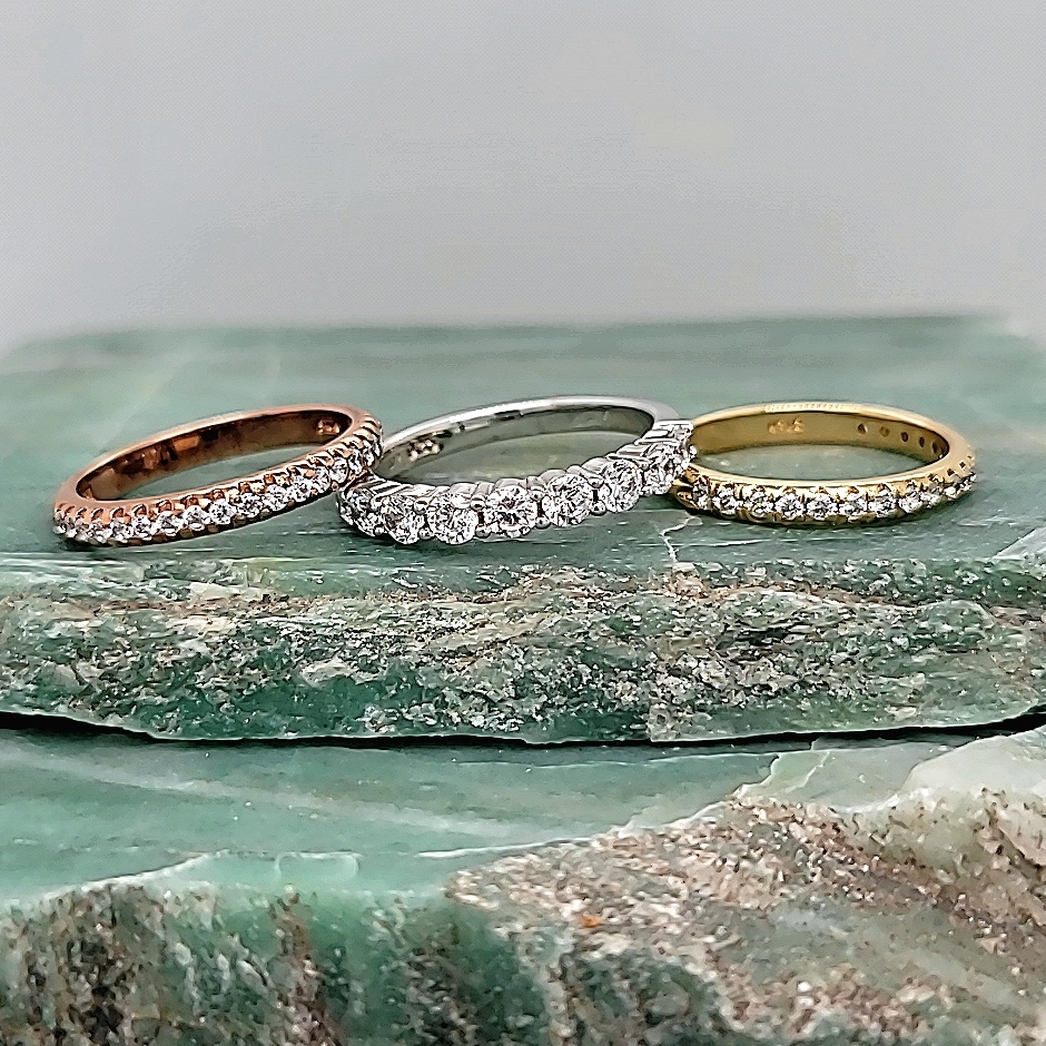 ladies-anniversary-bands